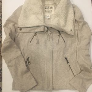 - Billabong Jacket women’s size small